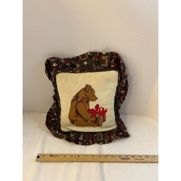 Christmas Bear 1999 cross stitch throw pillow 13x16” vintage - Picture 1 of 3